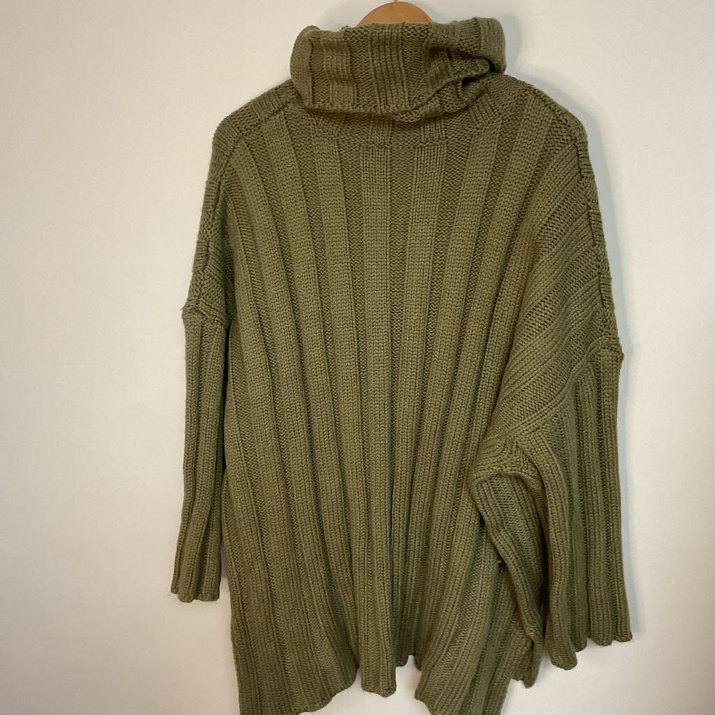 ZARA - M green knit turtleneck
