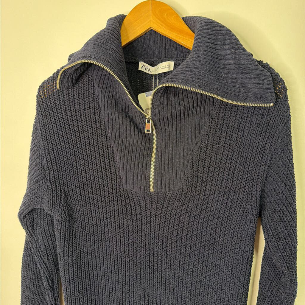 ZARA -S navy knit silver zip front