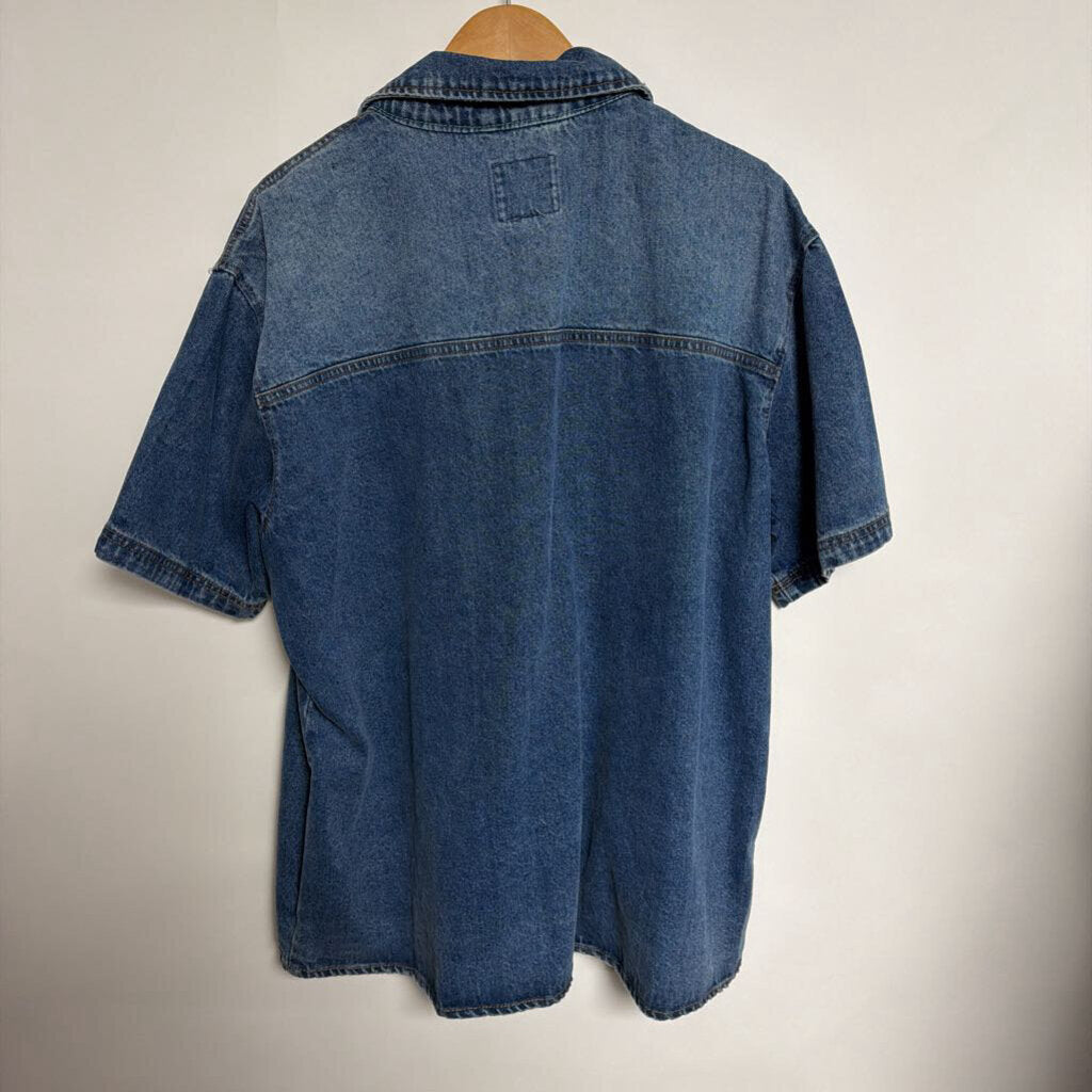 Kensie Jeans - L denim short sleeve button front