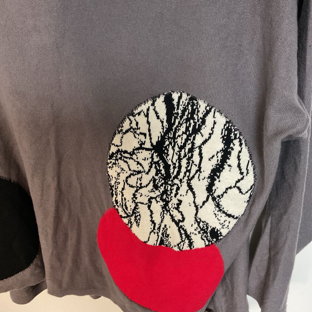Shannon Passero - OS - grey long sleeve knit with heart patchwork circles