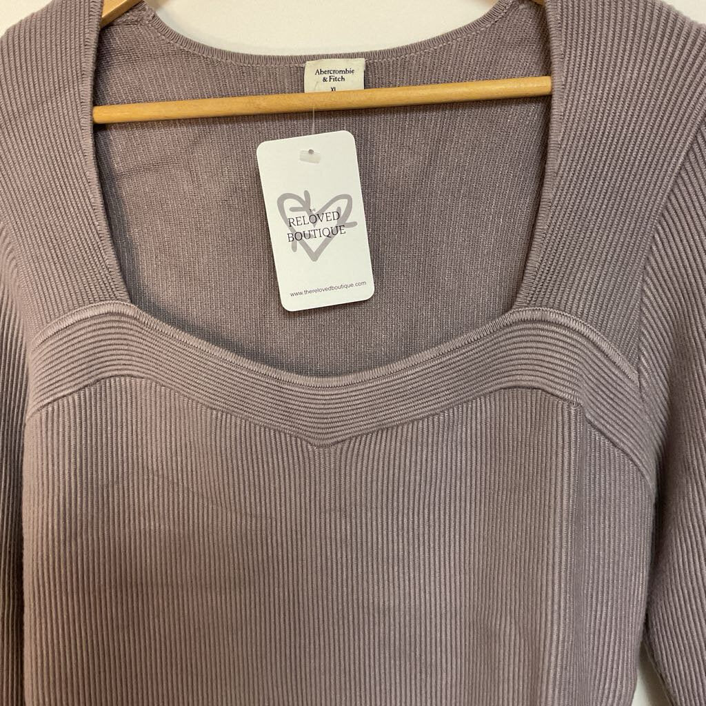 Abercrombie +Fitch - L NWT purple v neck sheer sleeve