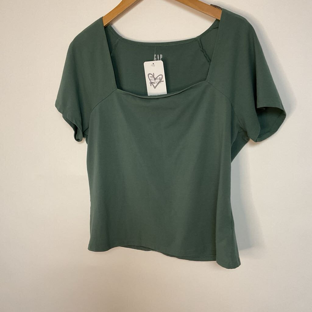 green box neckline short sleeve