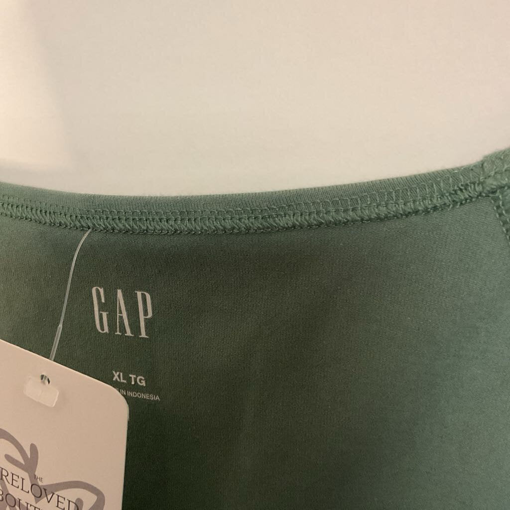 green box neckline short sleeve