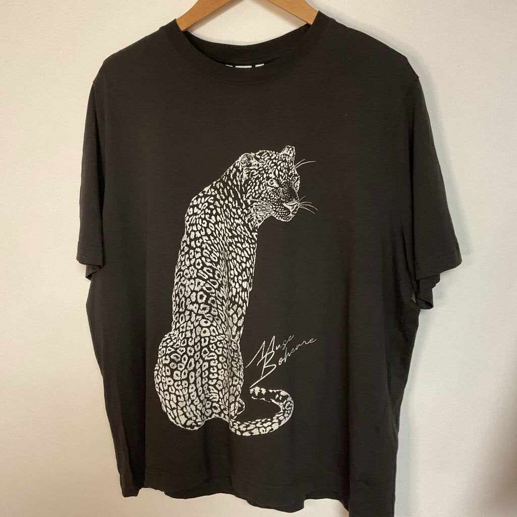 H & M - XL black leopard t shirt