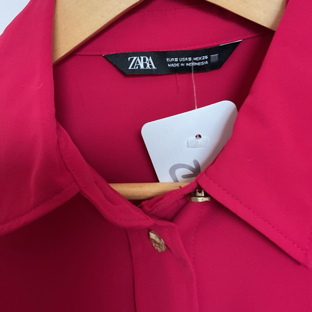 S - pink gold button front long sleeve