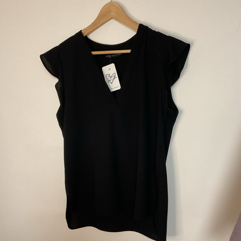L - Black V neckt short sleeve top