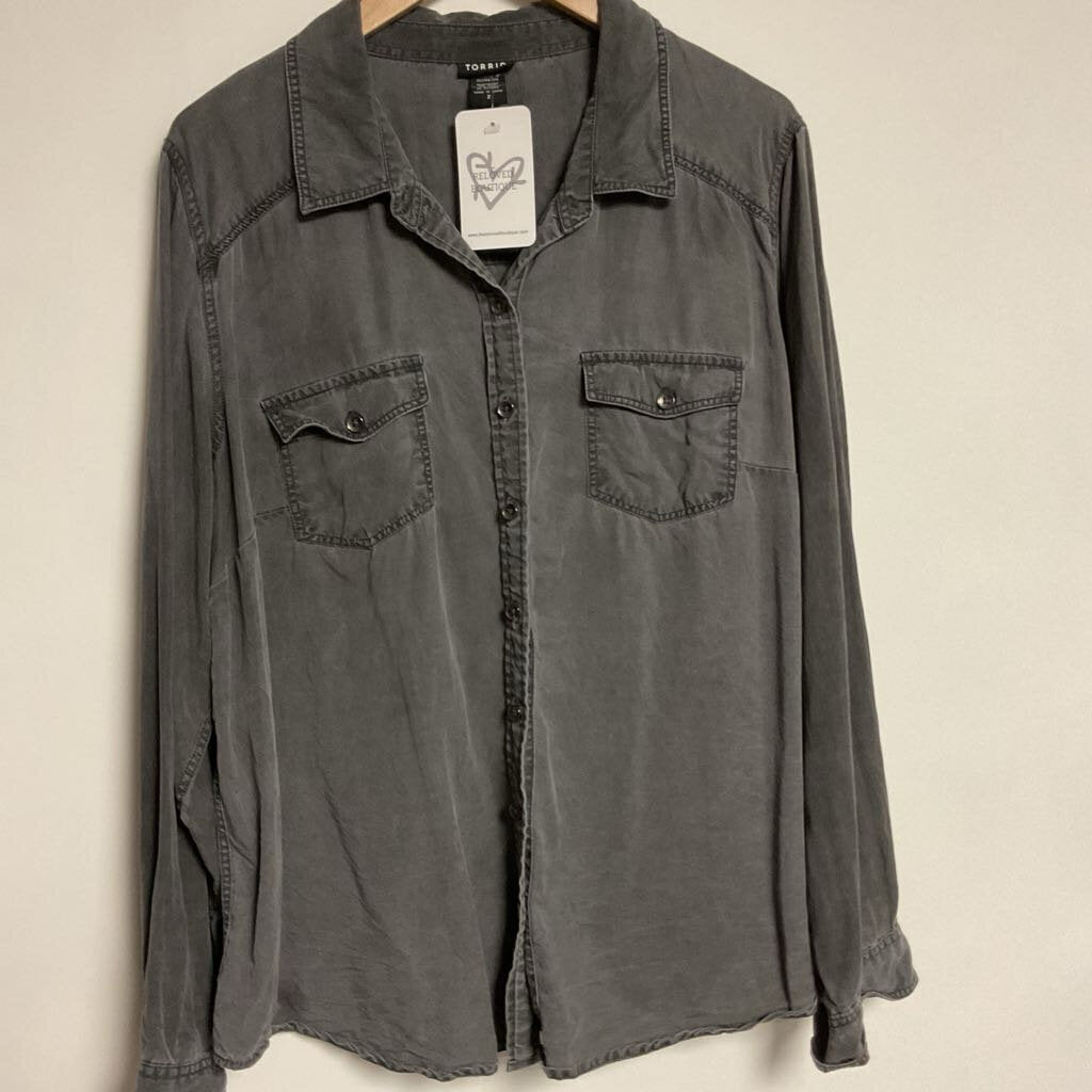 Sz -2 grey button front chambray