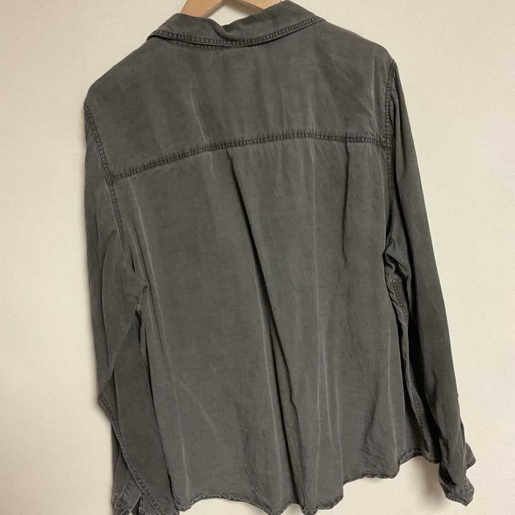 Sz -2 grey button front chambray