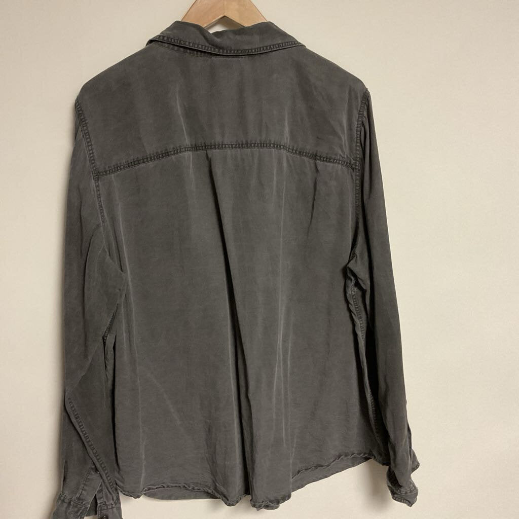 Sz -2 grey button front chambray