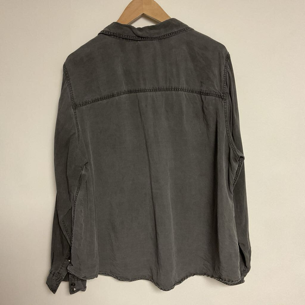 Sz -2 grey button front chambray