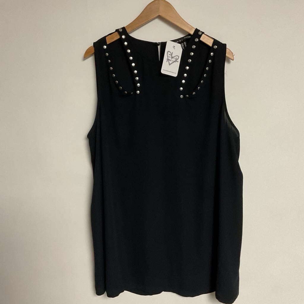 Sz -20 black sleeveless studded