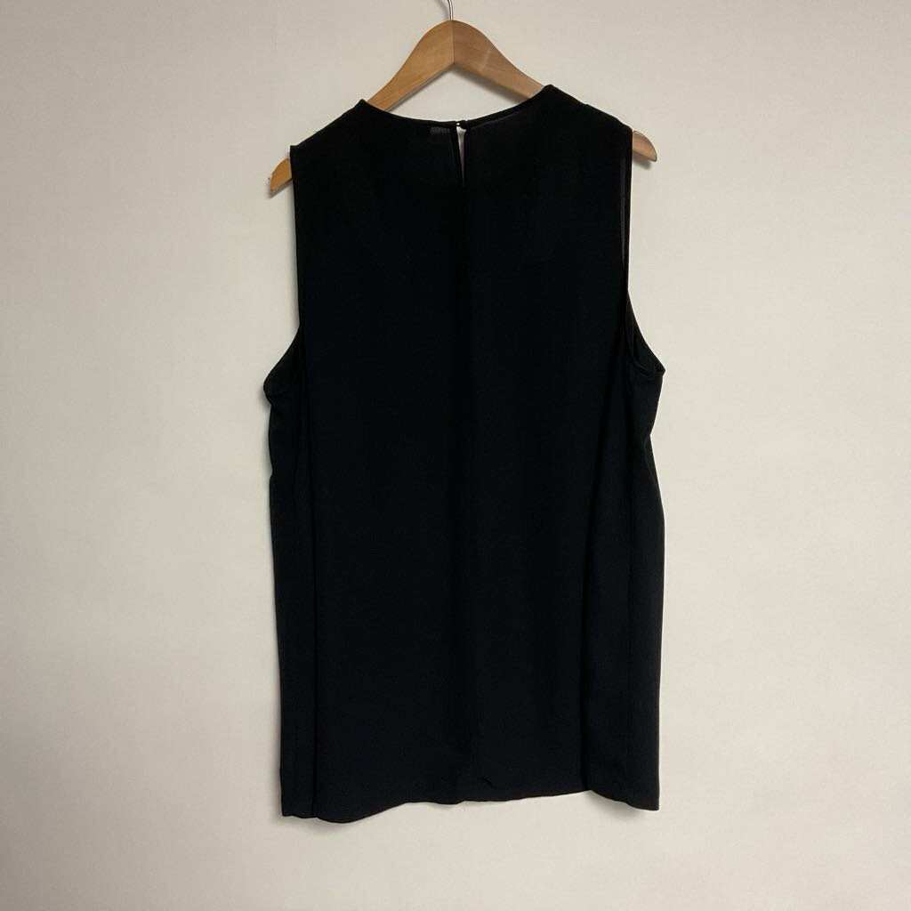 Sz -20 black sleeveless studded