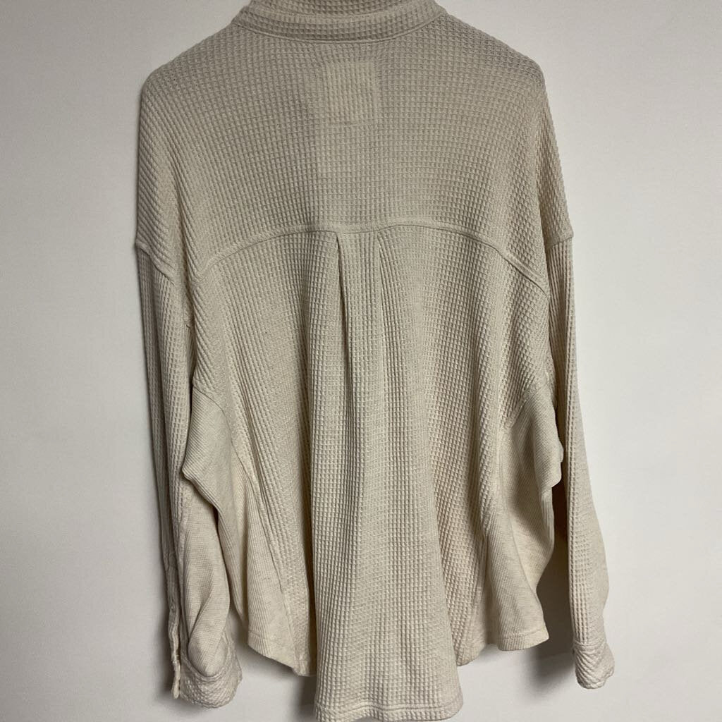 Aerie - L - Off white waffle button front shirt
