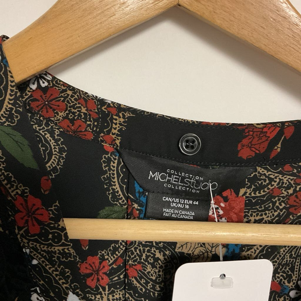 Sz -12 black floral black lace detailing