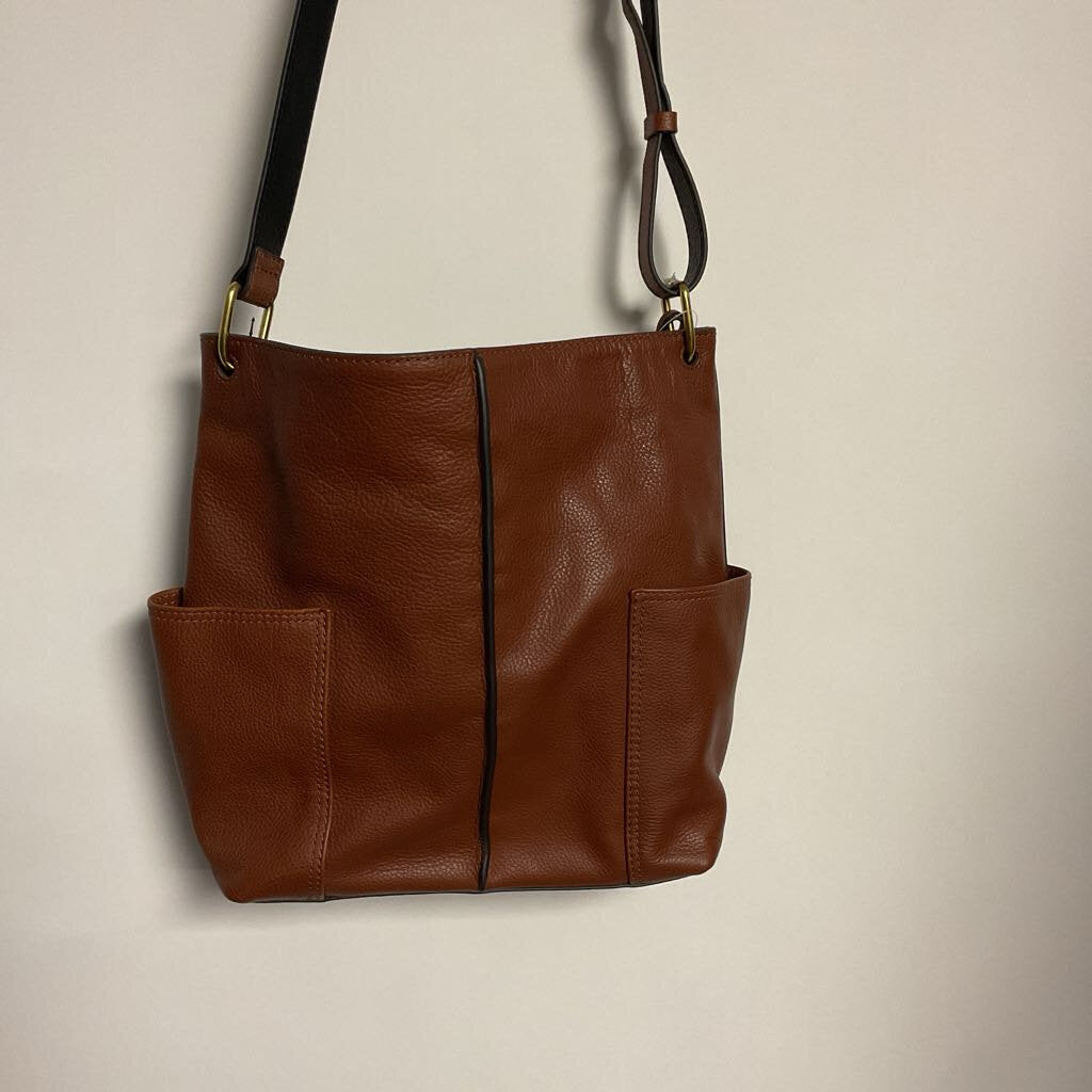 FOSSIL - NWT - brown leather crossbody