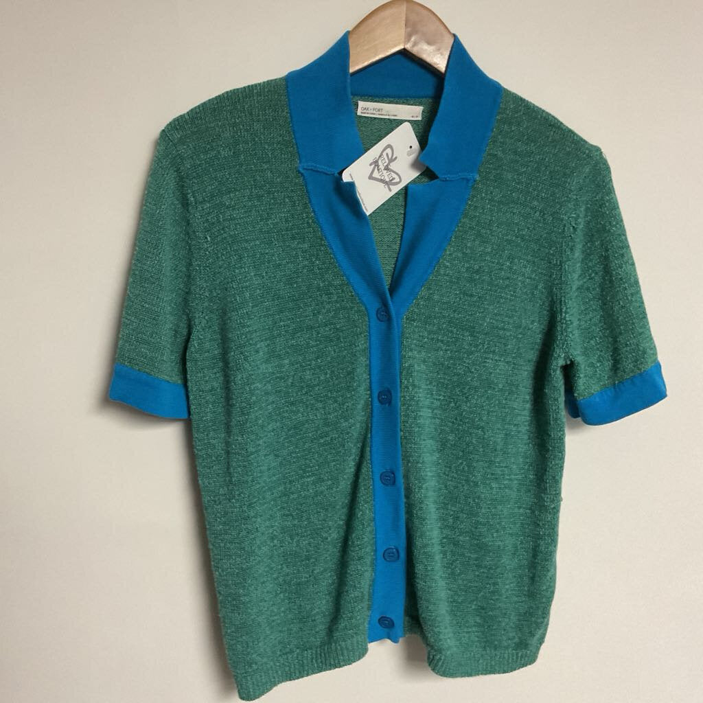 XS - Green knit short sleeve top with blue collar & trim