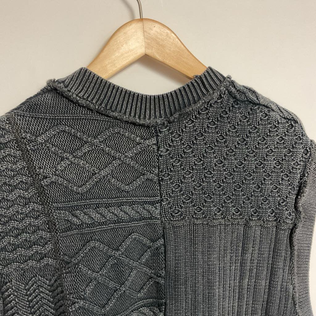Free People - S - Grey cable knit vest