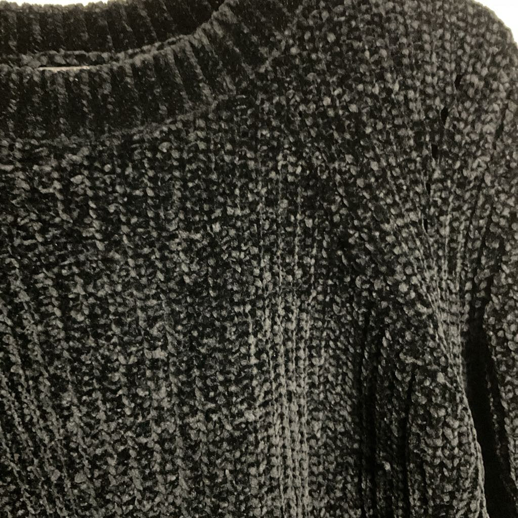 H&M - L- Black chenille knit crew neck sweater