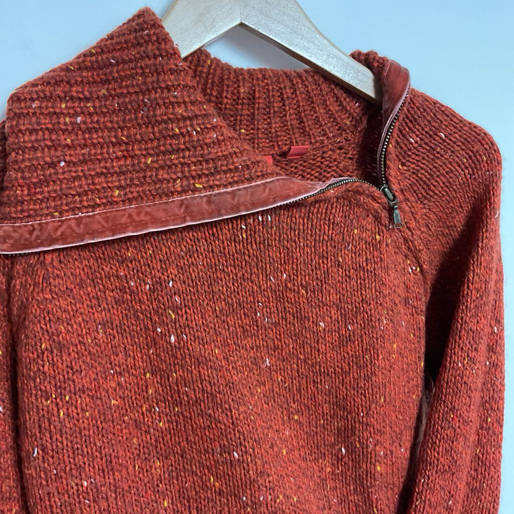 Esprit- M 59% wool orange knit zip nec'k