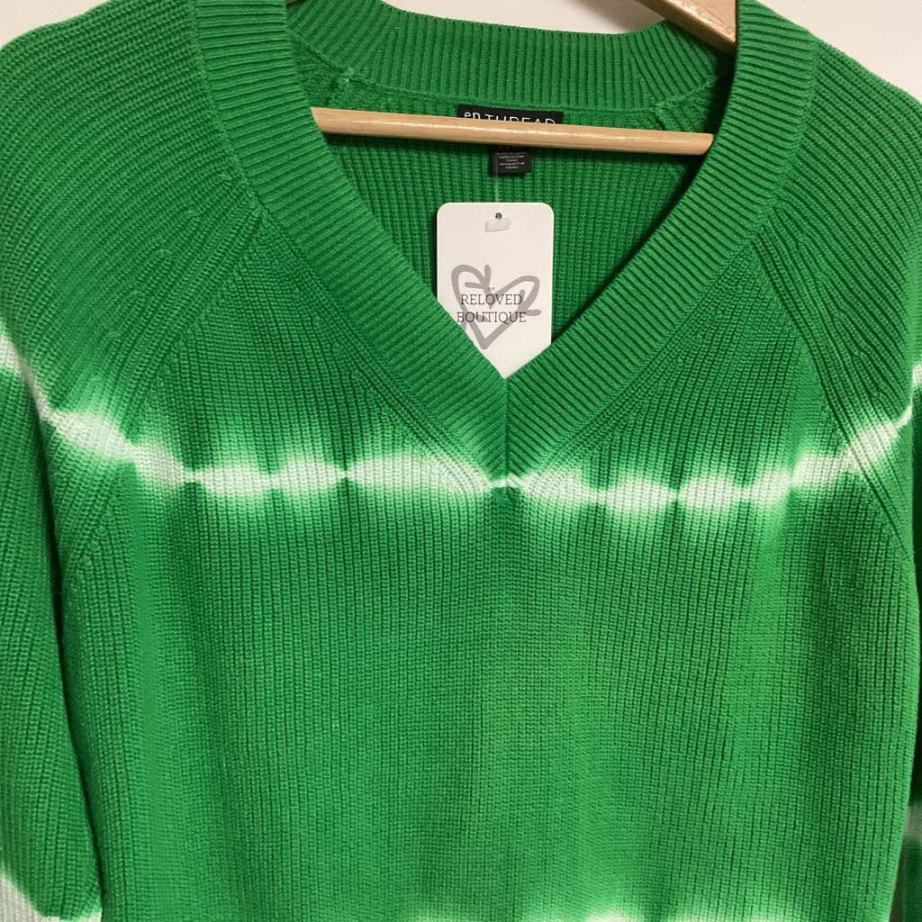 en Thread- S green white v neck 100% cotton
