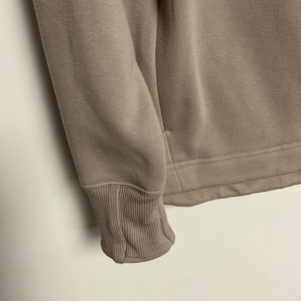 M - tan long sleeve sweatshirt