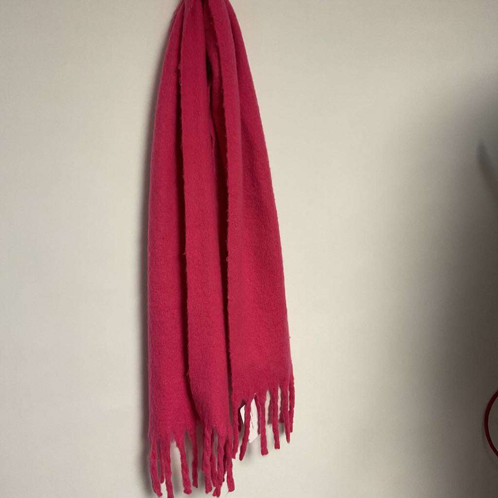 No Brand - pink fuzzy fringed scarf