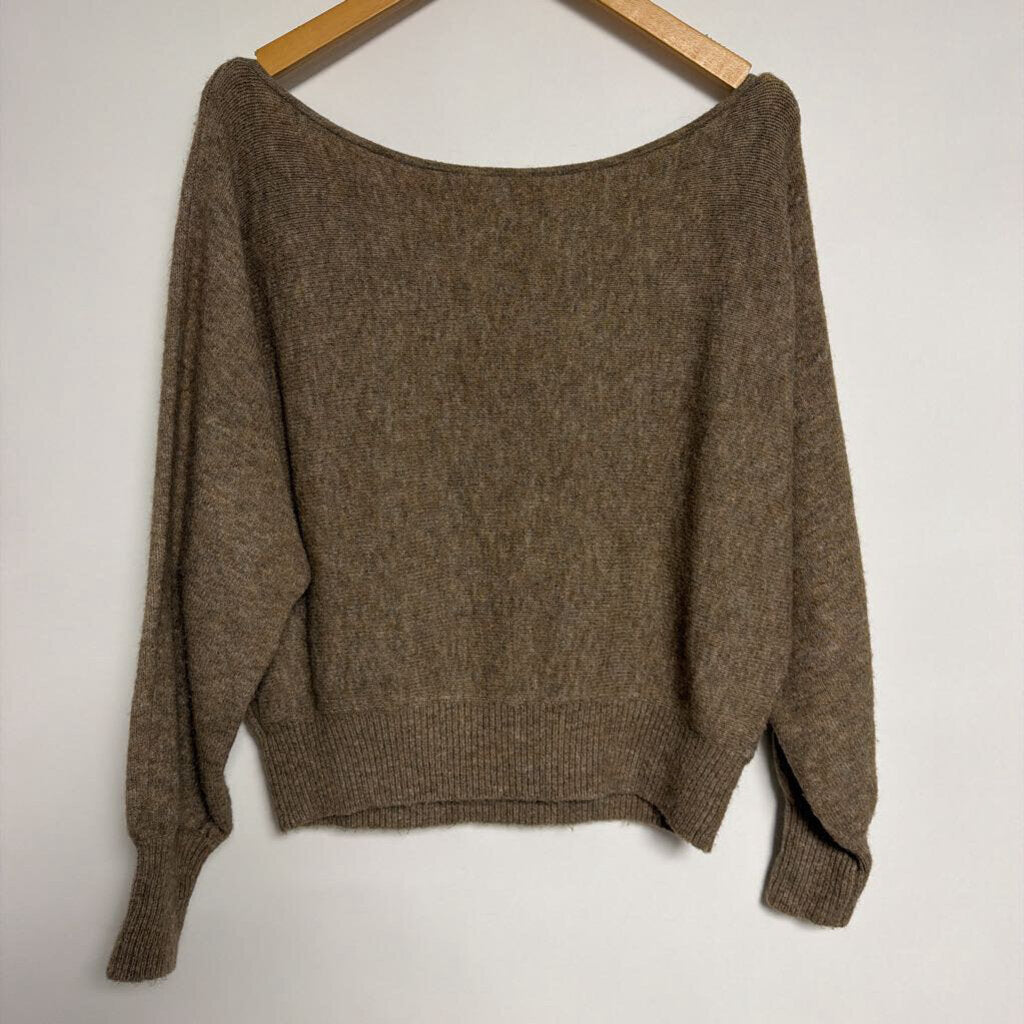 001 Wilfred - XS - brown long sleeve