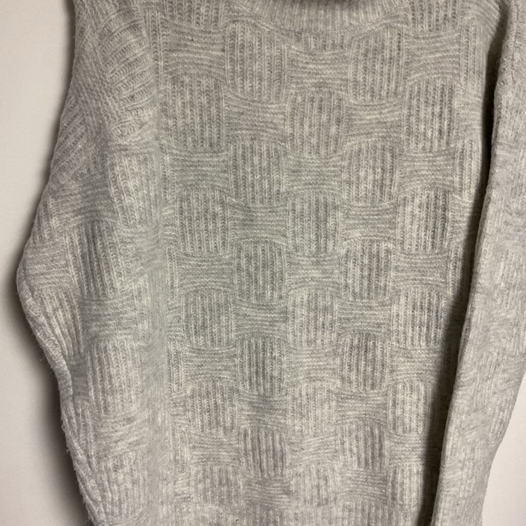 Lyla + Luxe - S - Grey/white high neck textured sweater