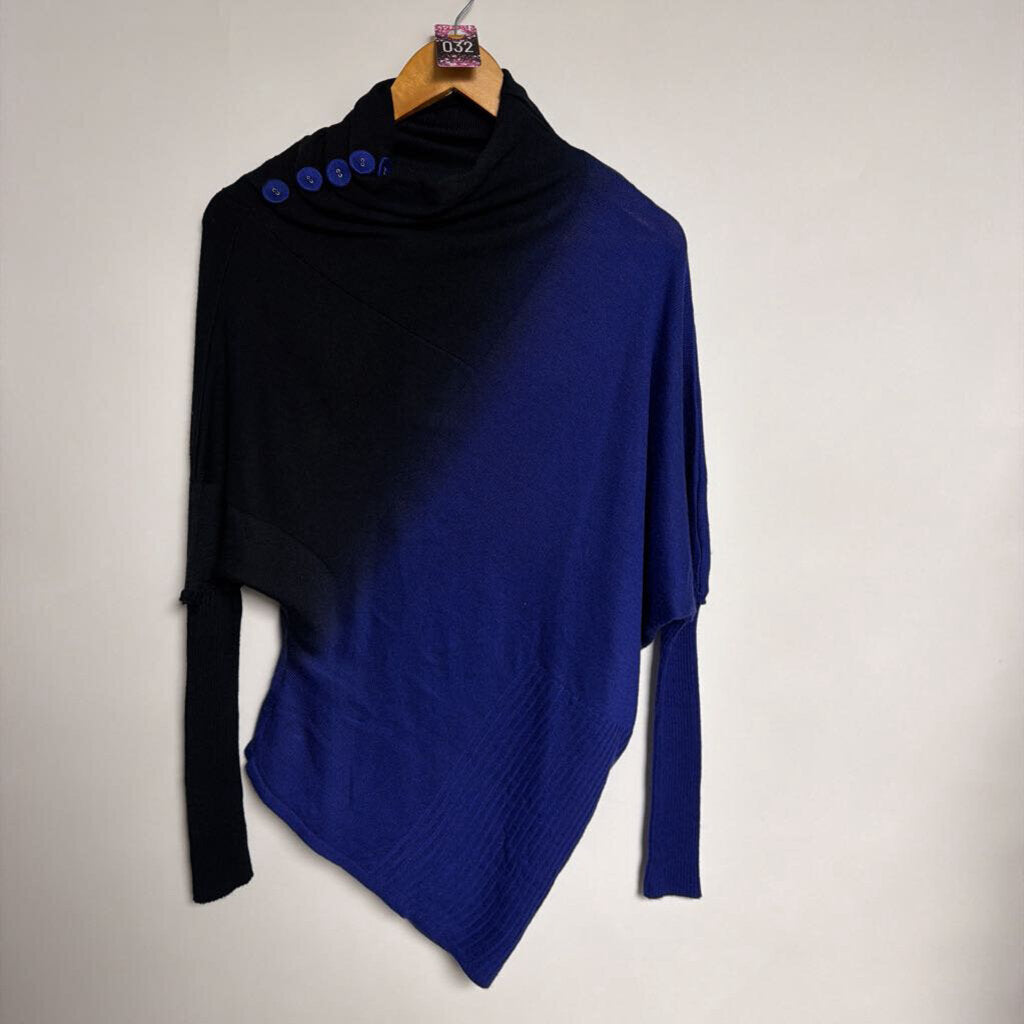 032 - Coco Roja - M/L 30% wool purple black asymmetrical top