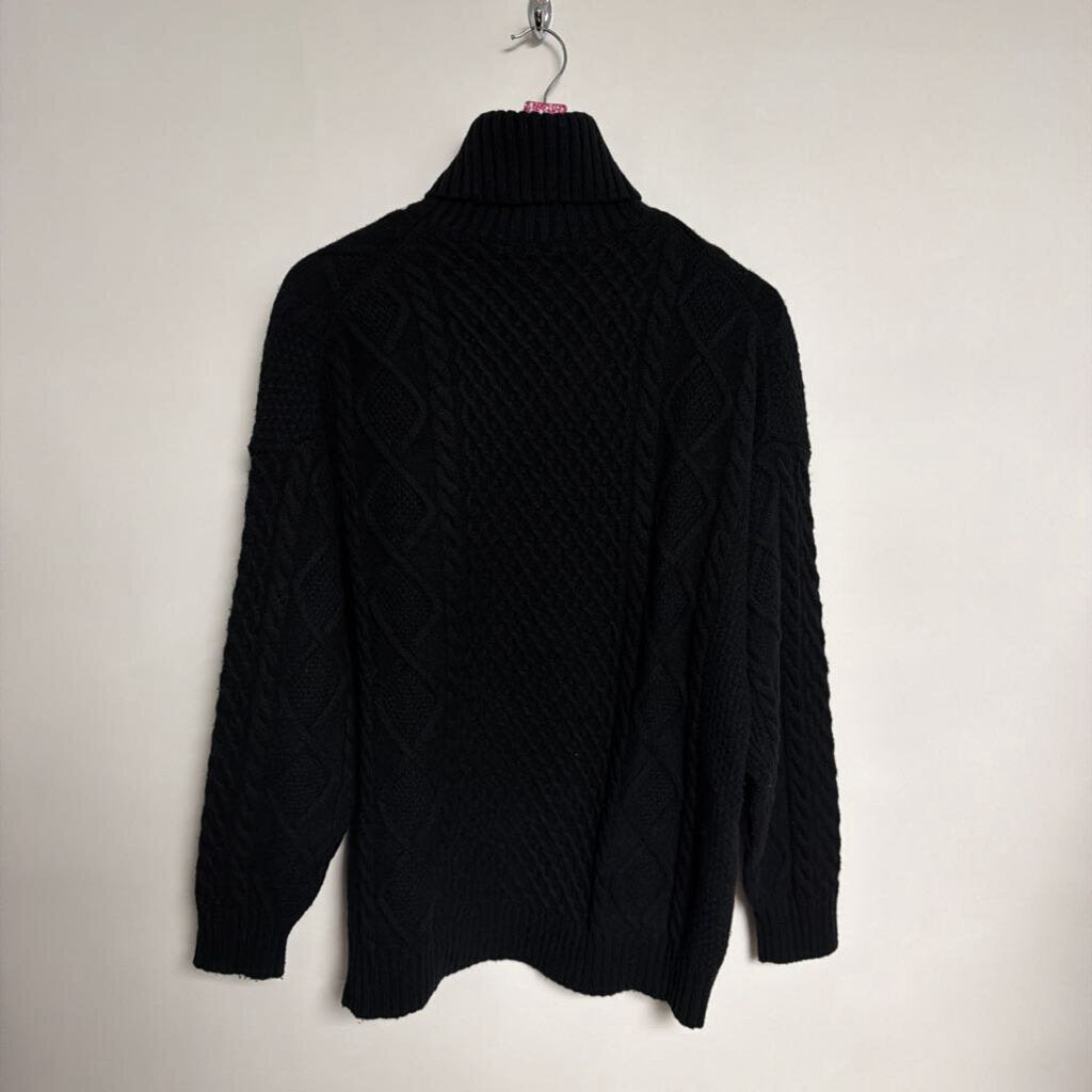 027 Sunday Best - M - Black cable knit turtleneck sweater