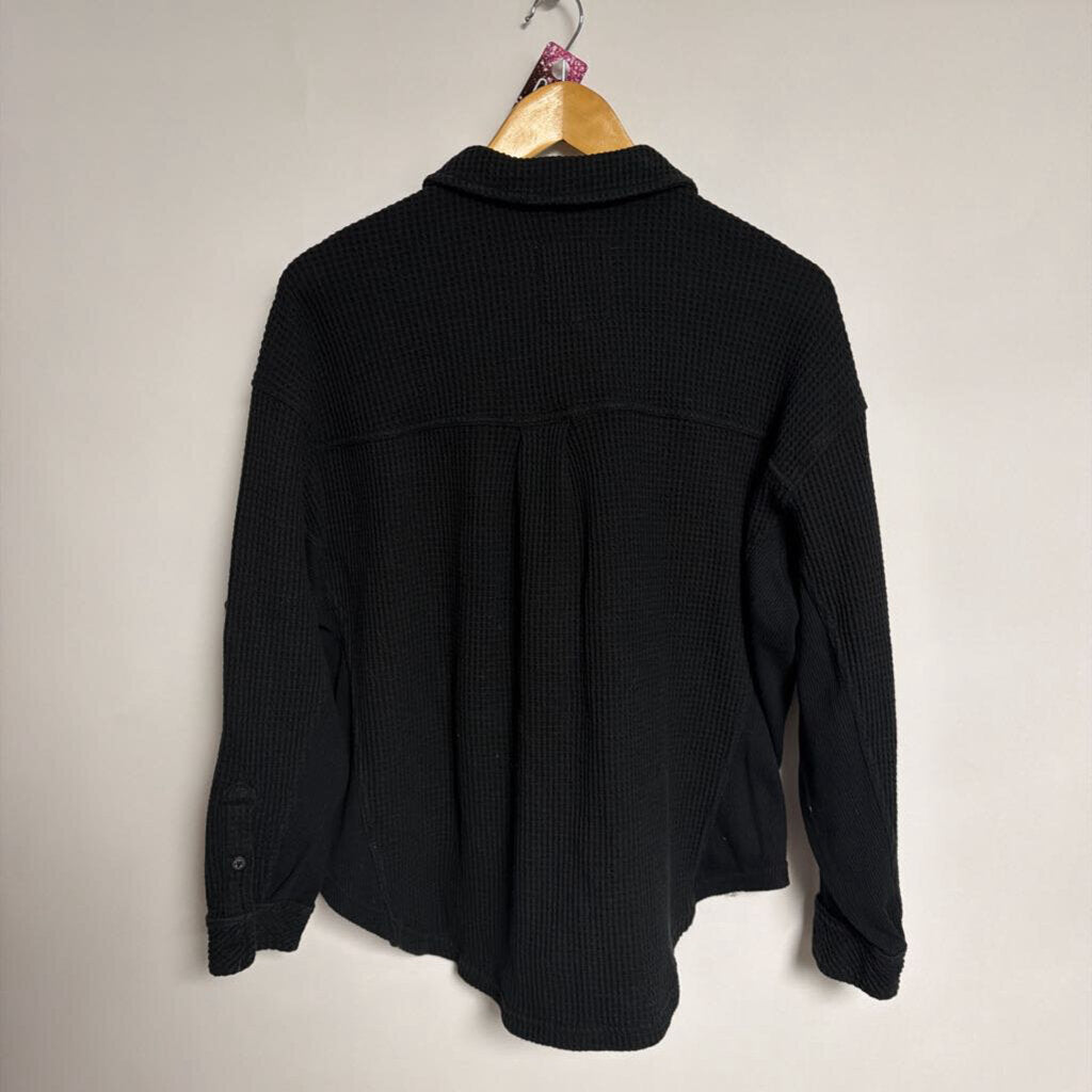 010 Aerie - XS- black waffle button front