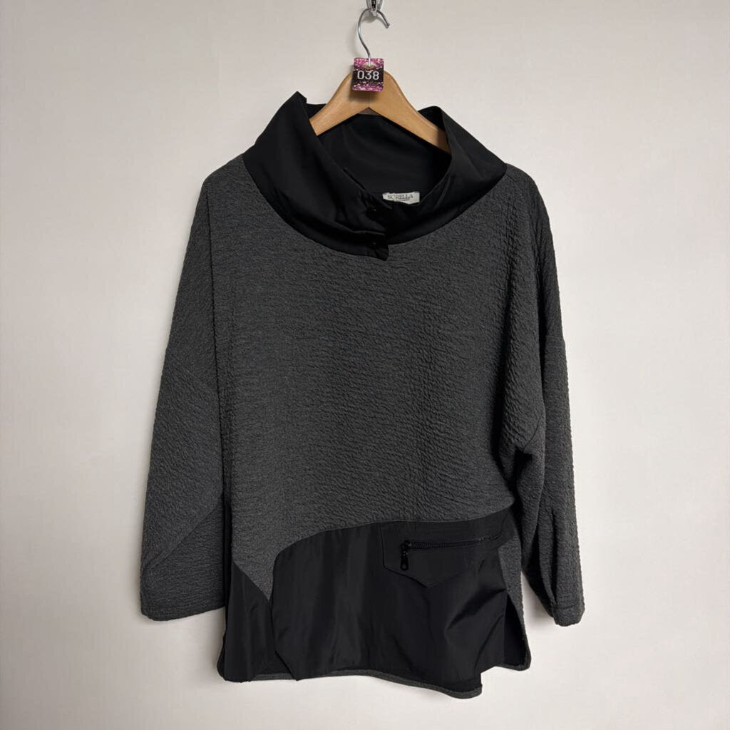 038 Sorella - L NWT - grey snap button neck long sleeve front zip pocket