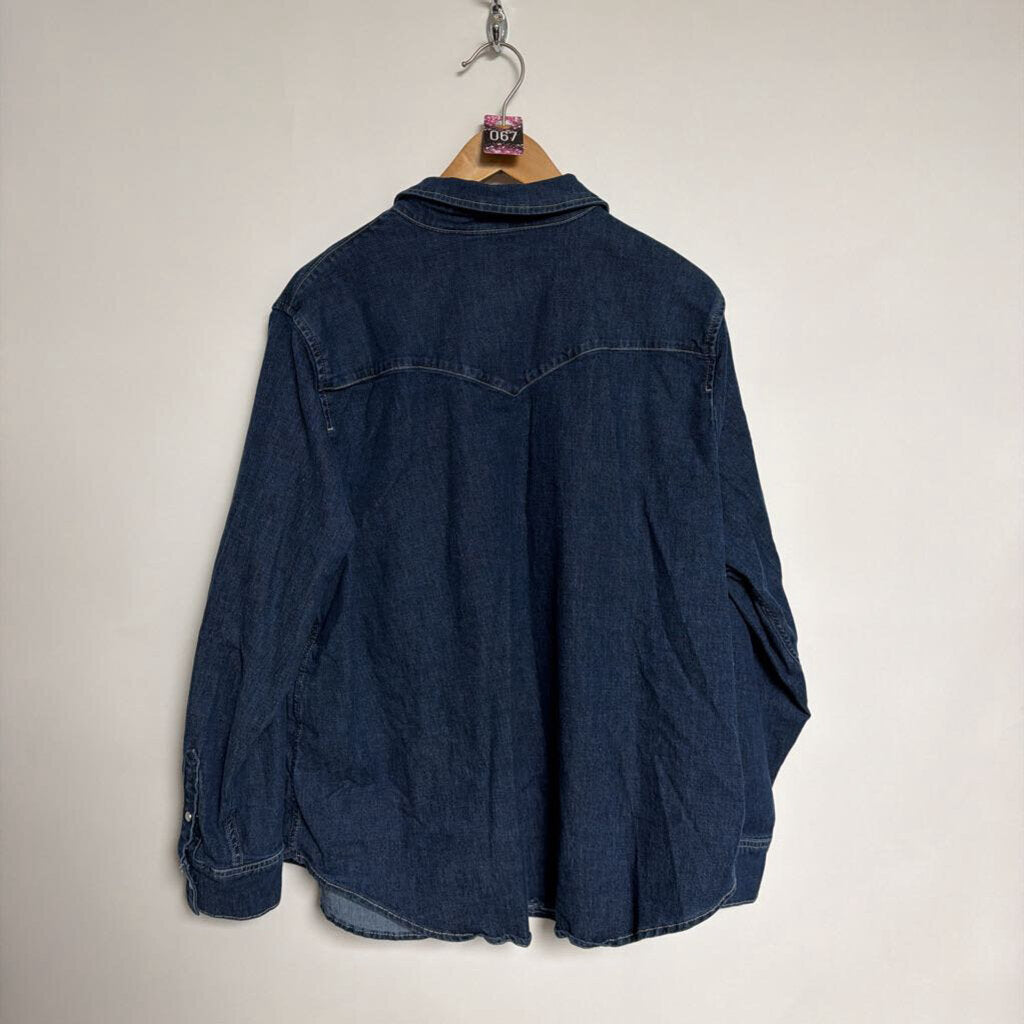 067 Levi's - 2X - denim snap button front shirt