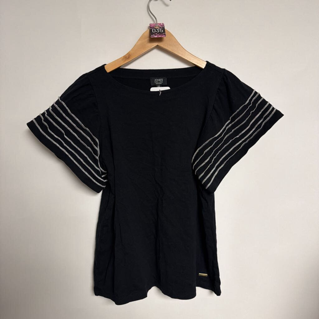035 Jones New York - M- black white sleeve trim short sleeve
