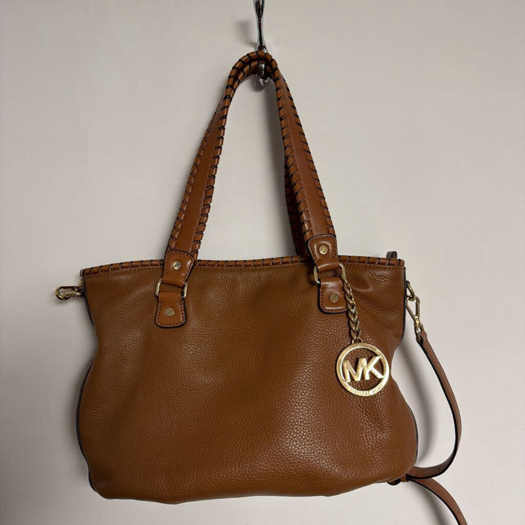 076 Michael Kors - Brown whipstitch handle handbag with gold hardware