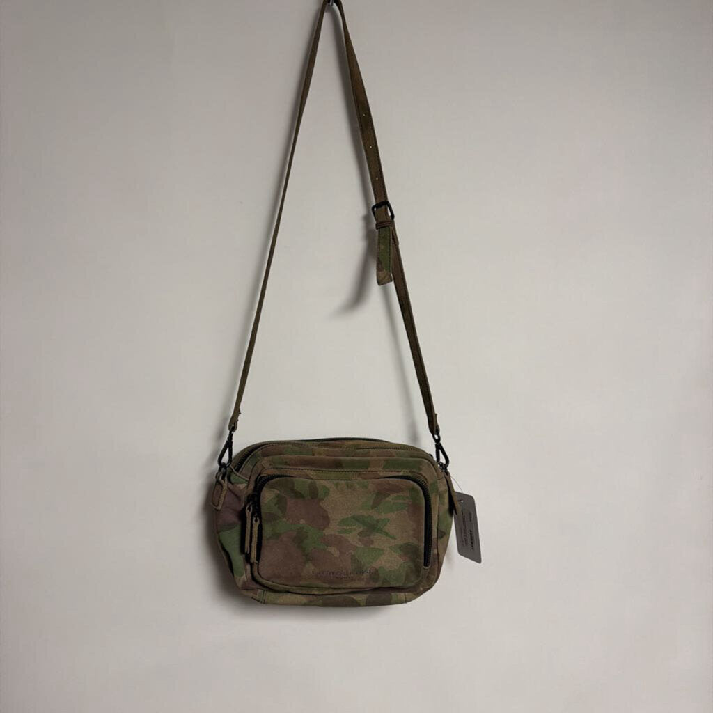 078 Liebeskind Berlin - Suede camo crossbody bag
