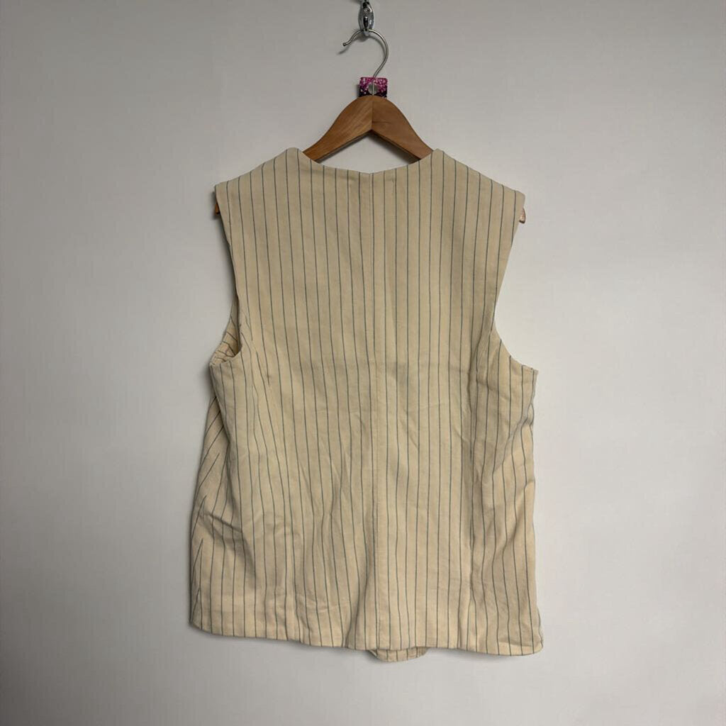 055 MNG - XL NEW - Beige & black pin stripe vest